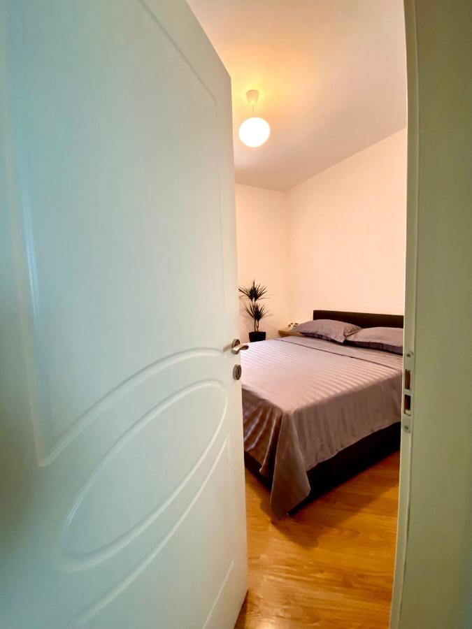 Luxury Apartments In City Center Durrës Kültér fotó