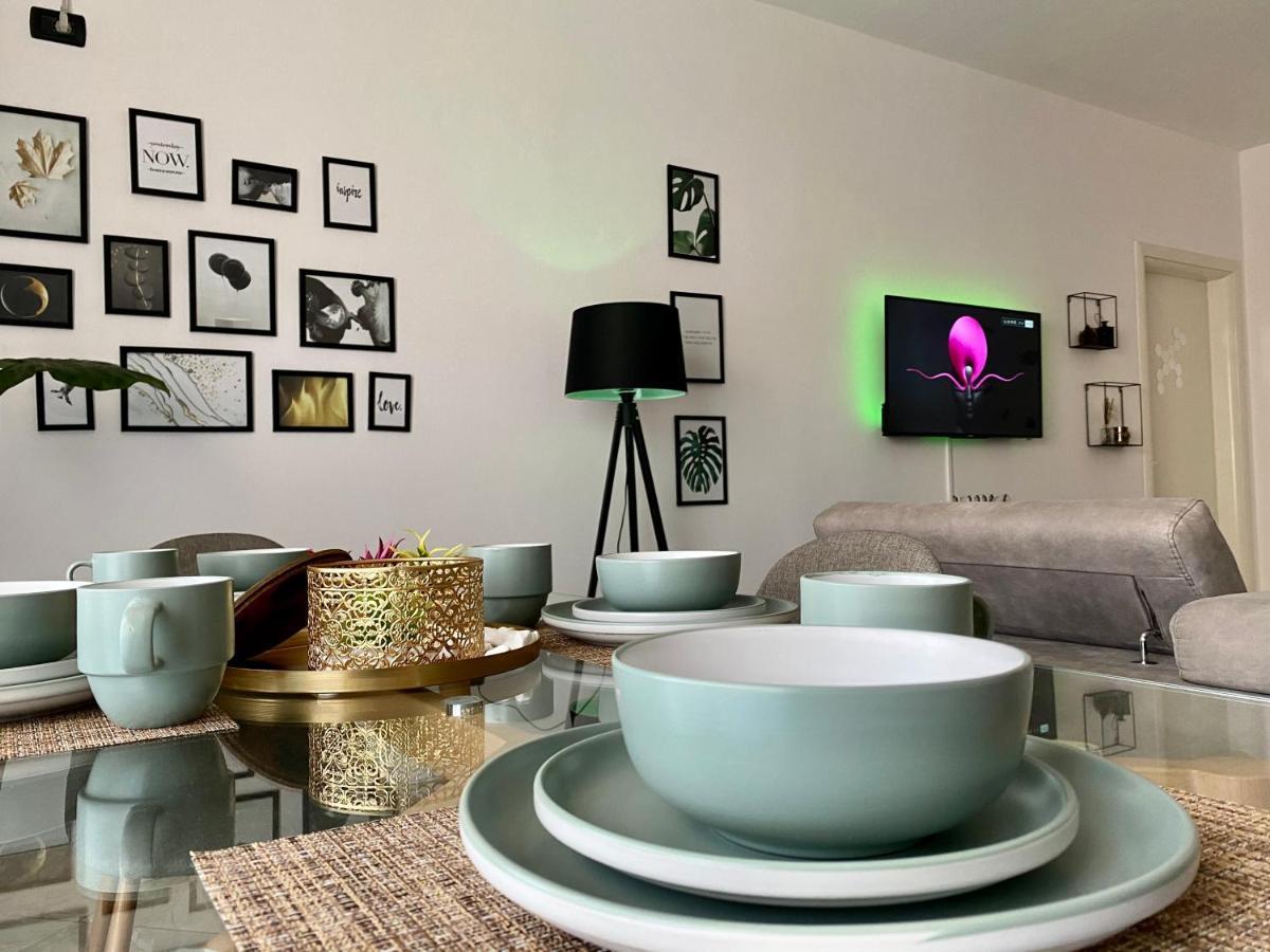 Luxury Apartments In City Center Durrës Kültér fotó