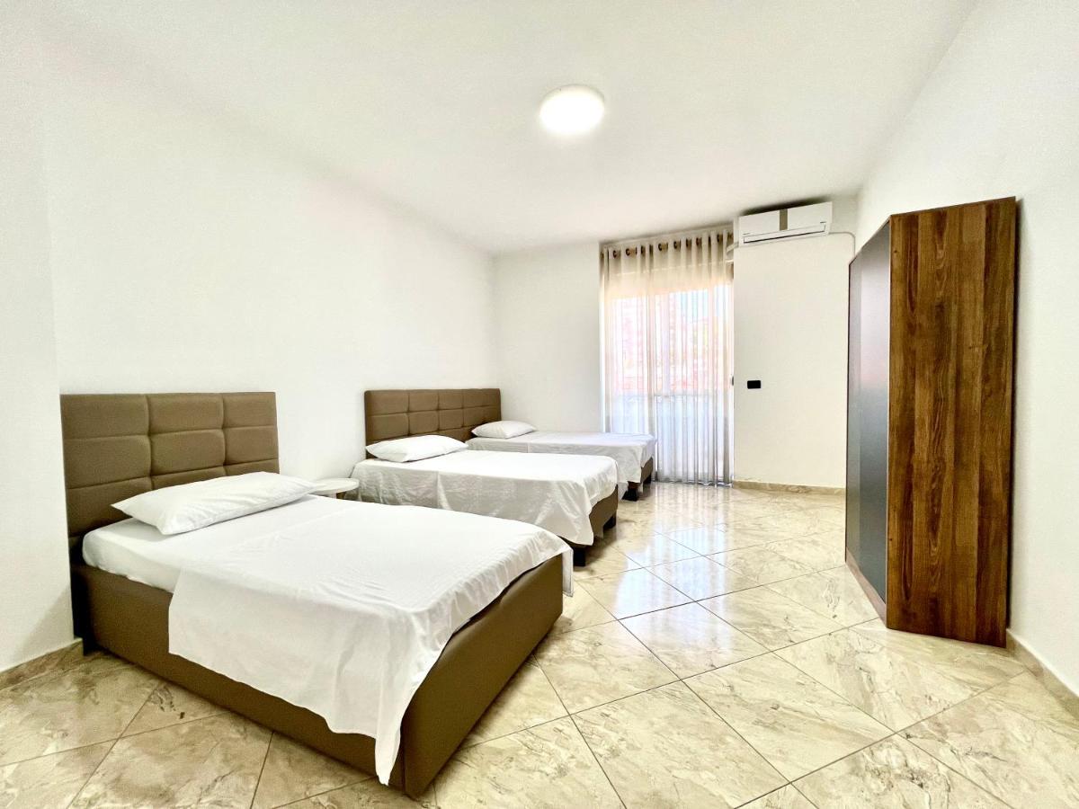Luxury Apartments In City Center Durrës Kültér fotó
