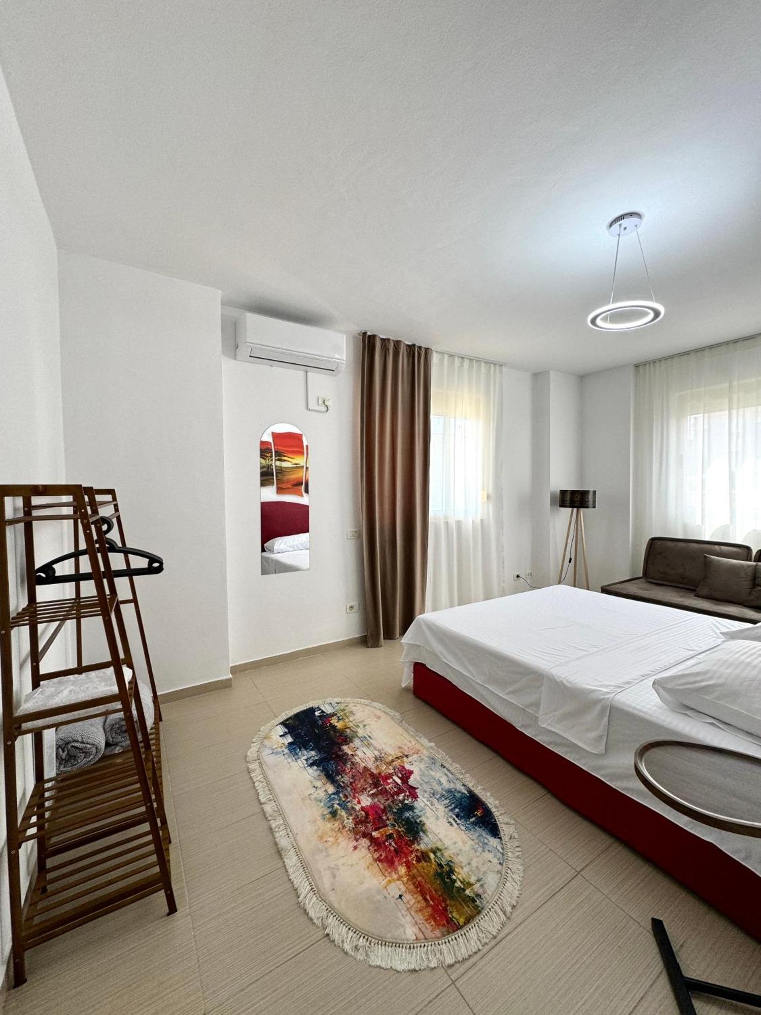 Luxury Apartments In City Center Durrës Kültér fotó